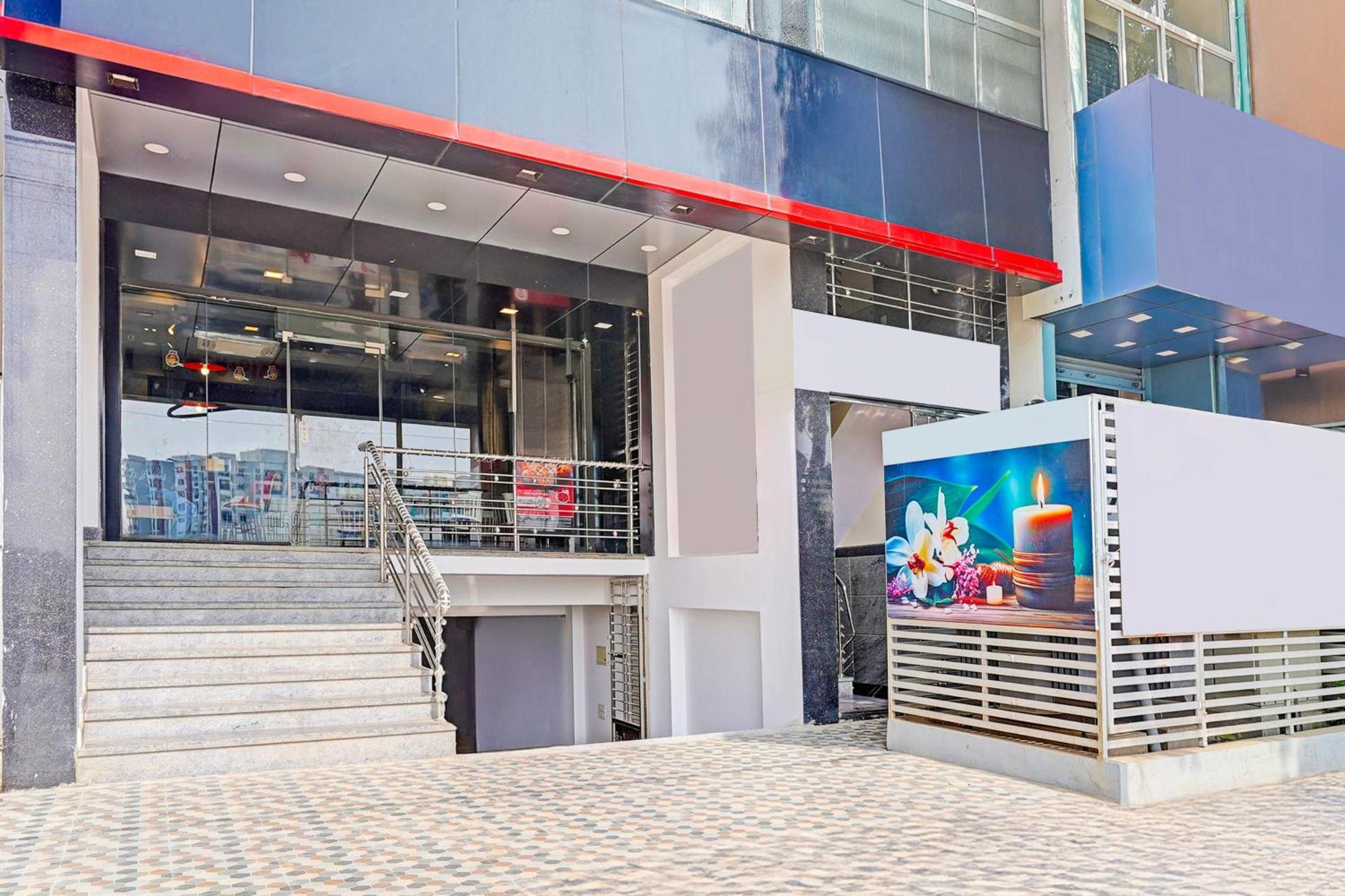 Hotel Super Collection O Niladri Road Kammasandra Exterior foto